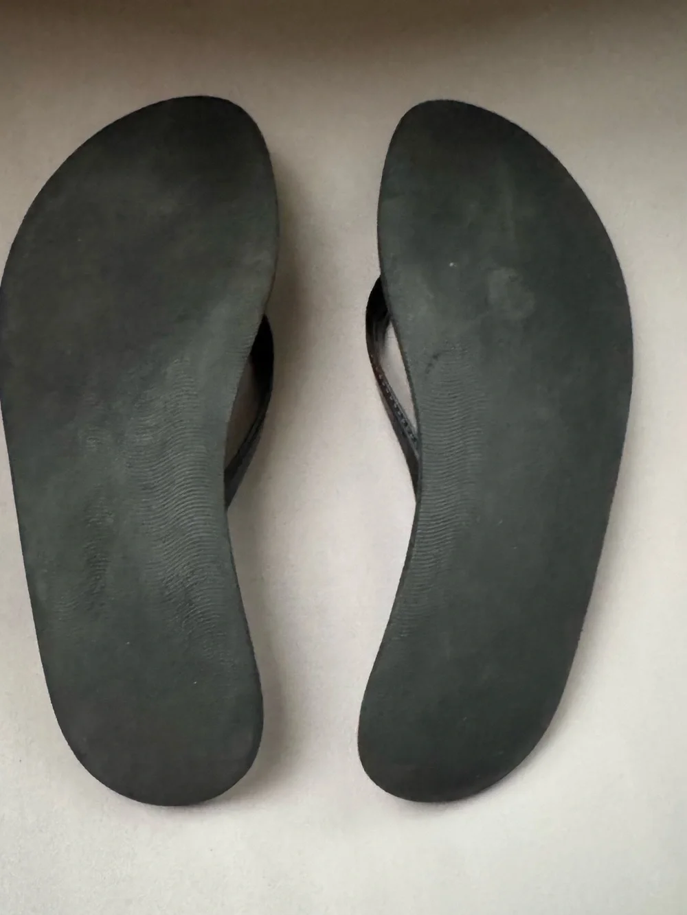 Tory Burch Kira Flip Flop (Women) 9 fits smaller 7-7.5 Tory Burch black Women